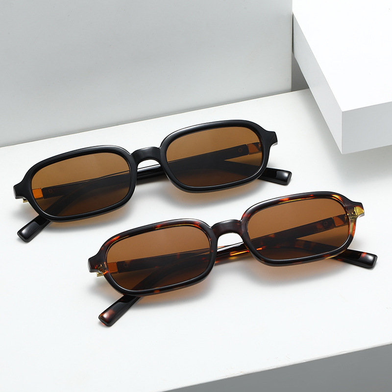 Street Fashion High End - แว่นกันแดดทรงสี่เหลี่ยมเล็กแบบใหม่ แฟชั่นระดับไฮเอนด์สำหรับผู้หญิง แว่นกันแดดสไตล์พังก์อเนกประสงค์ แว่นตาสำหรับถ่ายภาพสตรีทแฟชั่น