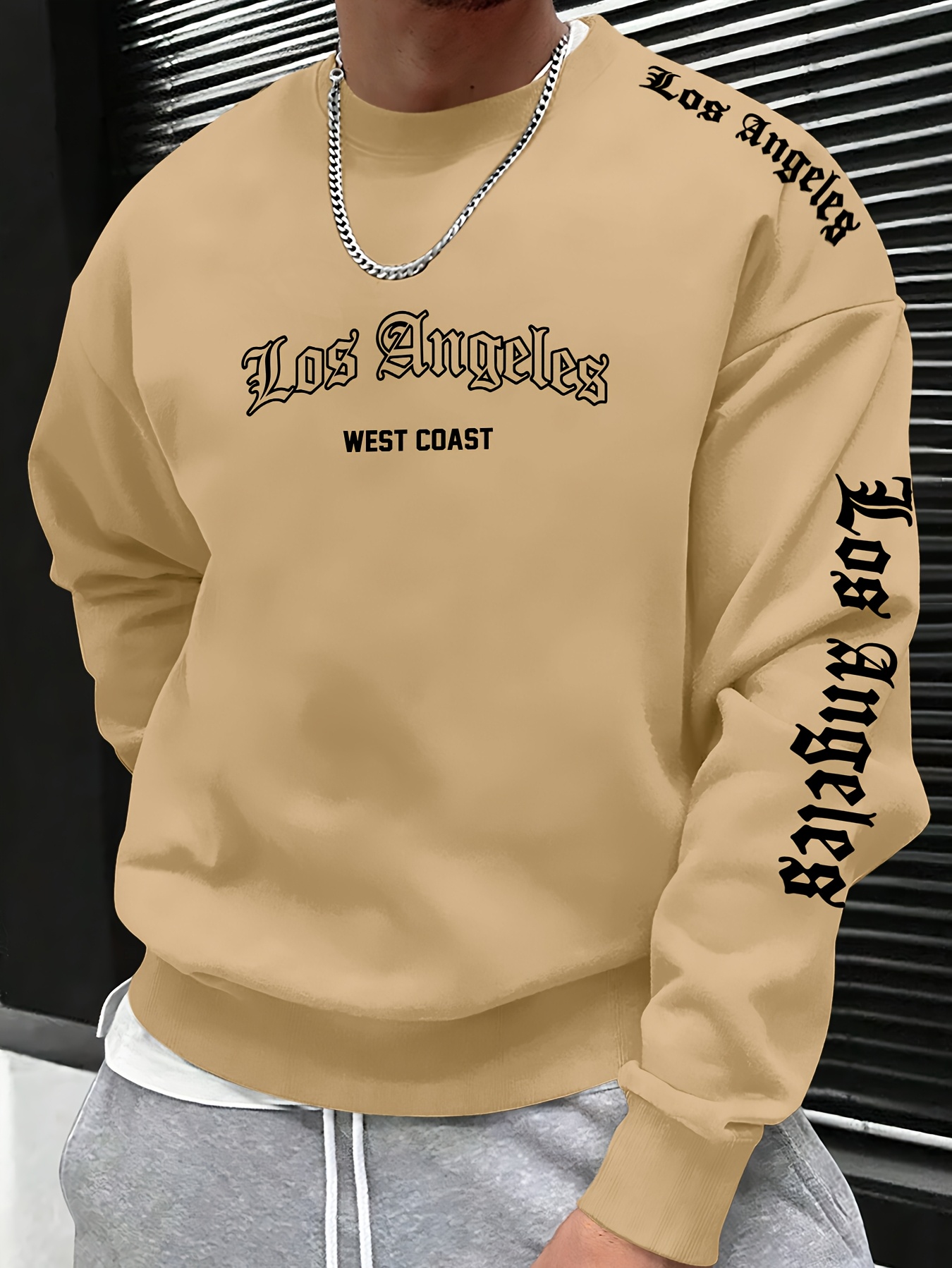เสื้อสเวตเตอร์คอกลมพิมพ์ลายตัว - Street Fashion For Man บทวิจารณ์และราคา