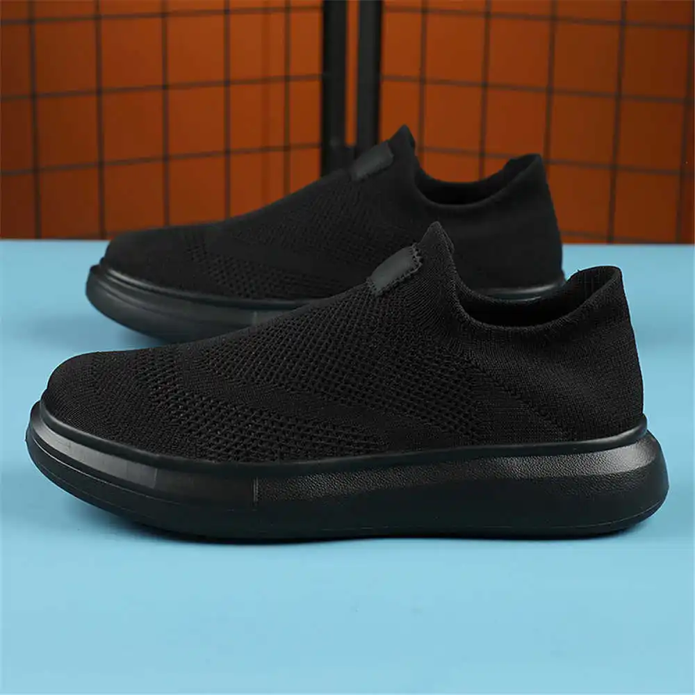 ถุงน่องแพลตฟอร์มรองเท้าสีน้ำตา - Guangzhou Street Fashion บทวิจารณ์และราคา